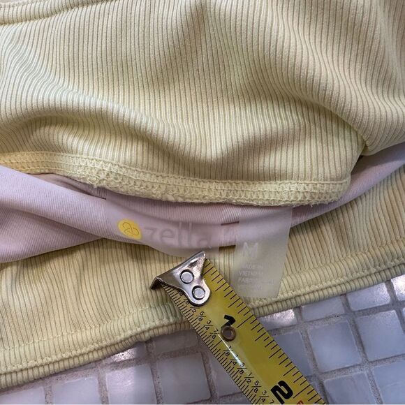 Zella Yellow 3 inch Women’s Athletic Shorts - Picture 11 of 11